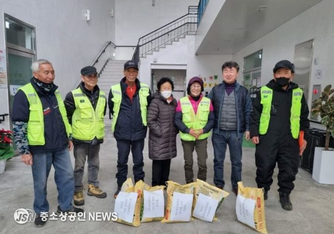 곡성군 목사동면 들말센터 이사, 백미 150kg 기부