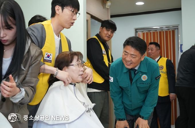 부산 남구 대연라이온스클럽, 창립 제51주년 기념 이·미용 봉사 진행