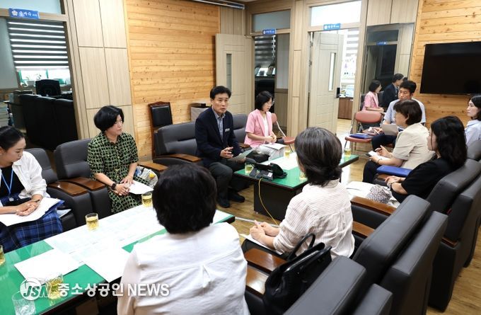 왕윤채 장흥군의원, ‘걷기 활성화 지원 조례’ 제정 간담회 개최