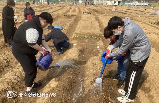 맞춤형 복지 일자리로 자립 지원