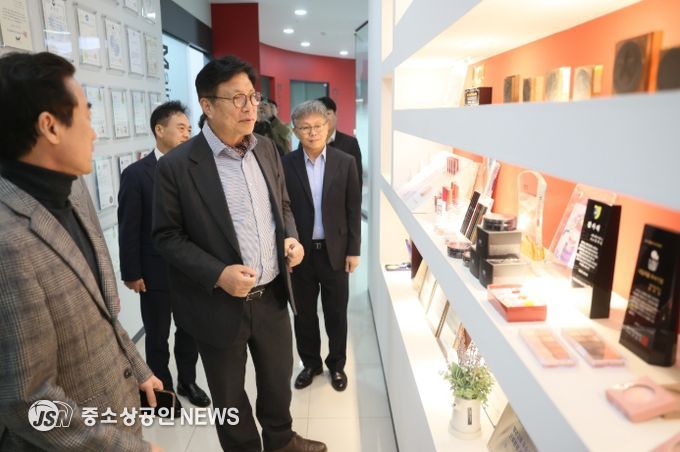 K-뷰티 선도기업 ㈜레이덱스 방문글로벌 강소기업과 미래인재 양성 협력 강화