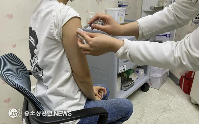 중원구보건소-성남시 모든 시민 독감백신 무료 접종 두 달 만에 접종률 41%