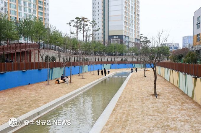 신대천 열림식 성료