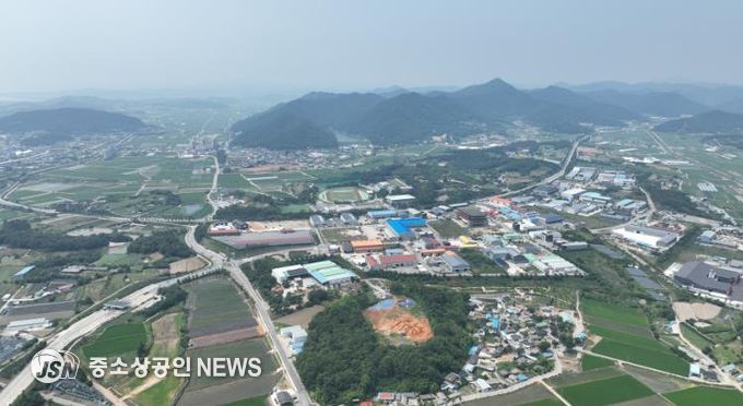 마산리 고분군 원경 사진