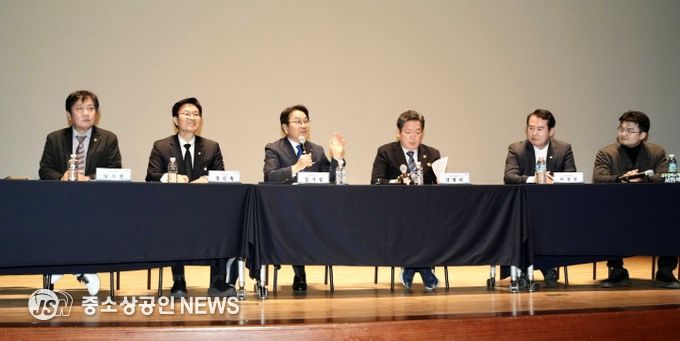 강기정 광주광역시장, 광주전남 통합 남구권역 시민공청회 참석