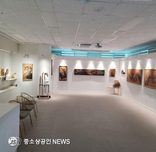 이로우미갤러리