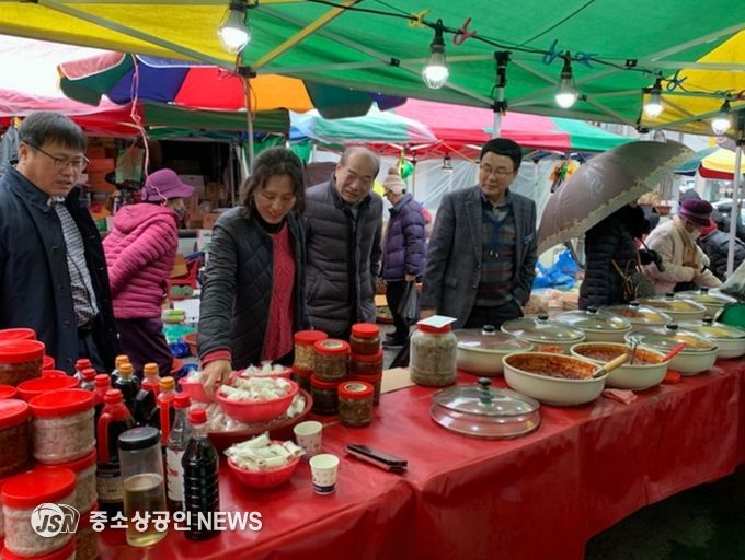 장흥 대덕읍, 설 명절 맞아 전통시장 장보기 행사