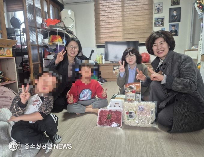 장흥군 드림스타트, 85가구에 설맞이 ‘복꾸러미’ 전달